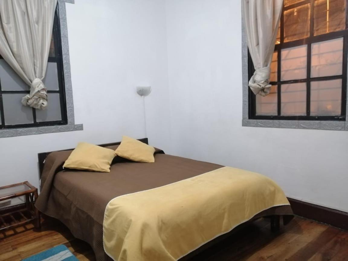 Galapagos Natural Life Hostel Quito Exteriér fotografie